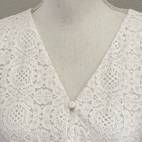NWT Loft white lace peplum top blouse - Picture 6 of 9